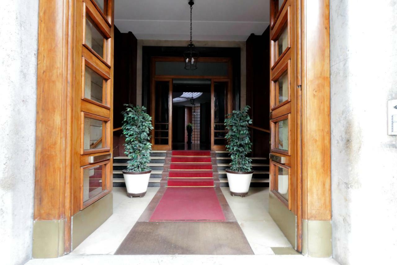 Angelico Family Apartment Рим Екстер'єр фото