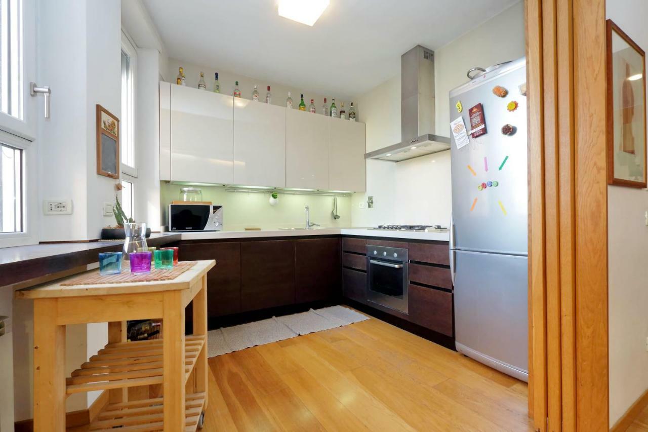 Angelico Family Apartment Рим Екстер'єр фото