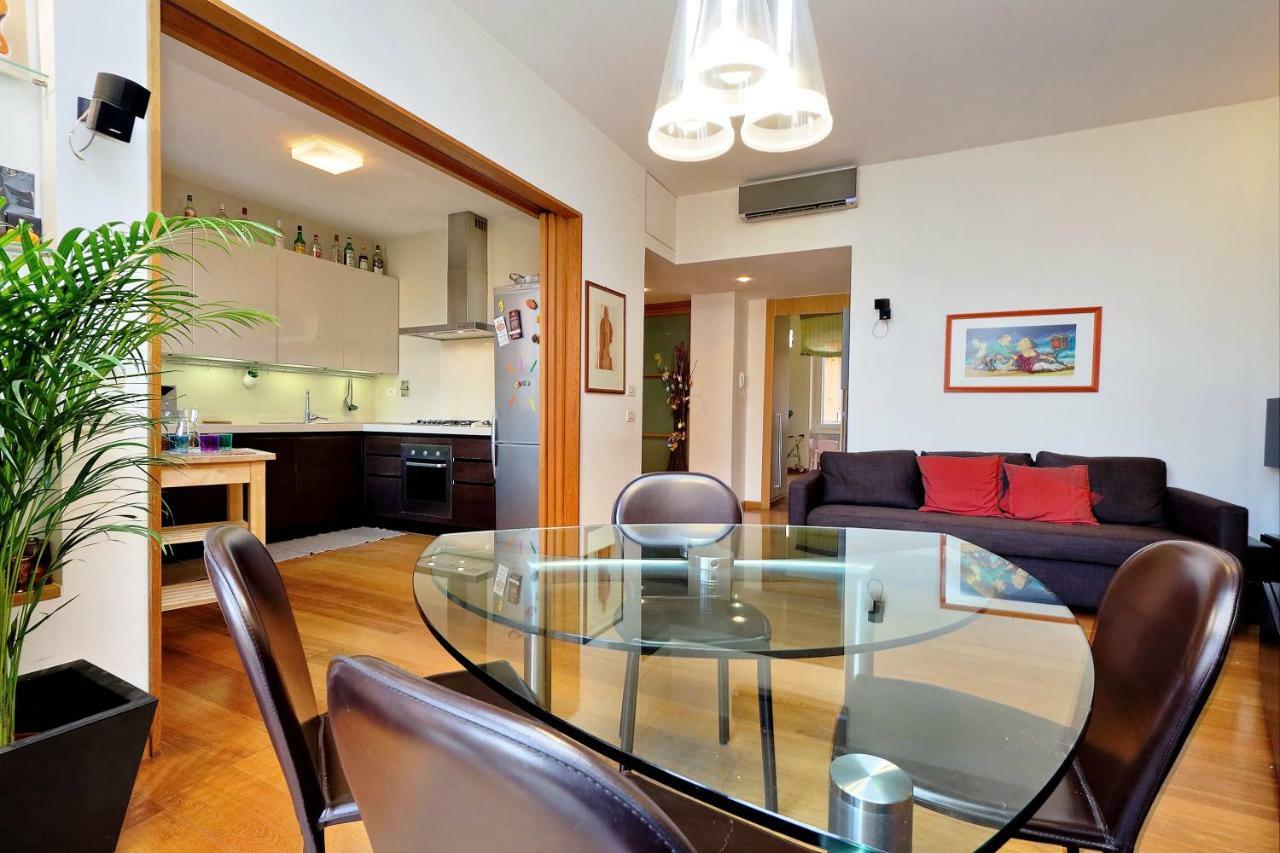 Angelico Family Apartment Рим Екстер'єр фото